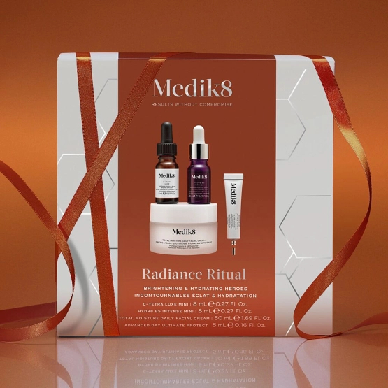 Medik8 Radiance Ritual - Zestaw Mistrzowie Nawilżenia i Rozświetlenia - Total Moisture Daily Facial Cream 50ml + C-Tetra Luxe Mini 8ml + Hydr8 B5 Intense Mini 8ml + Advanced Day Ultimate Protect SPF50+ 5ml