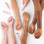 essence FOUNDATION stick 230 Podkład w sztyfcie 10g