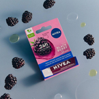 Nivea Pielęgnująca pomadka do ust Blackberry Shine 4.8g